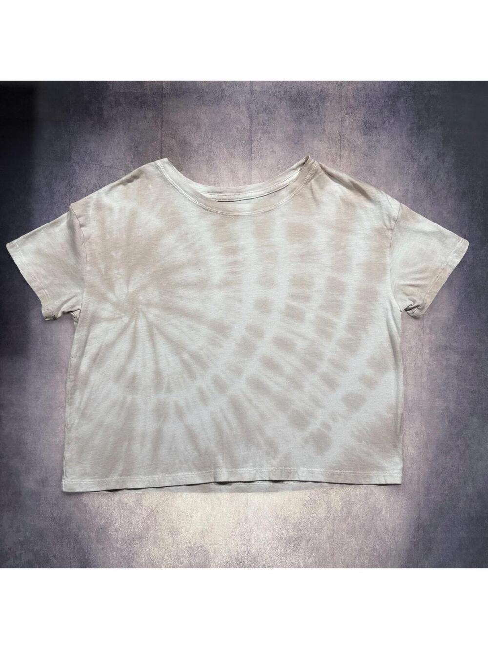 Old Navy white & cream tie-dye crop top